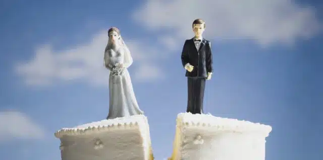 Cosa succede alla domanda di cittadinanza italiana se faccio il divorzio e la separazione?