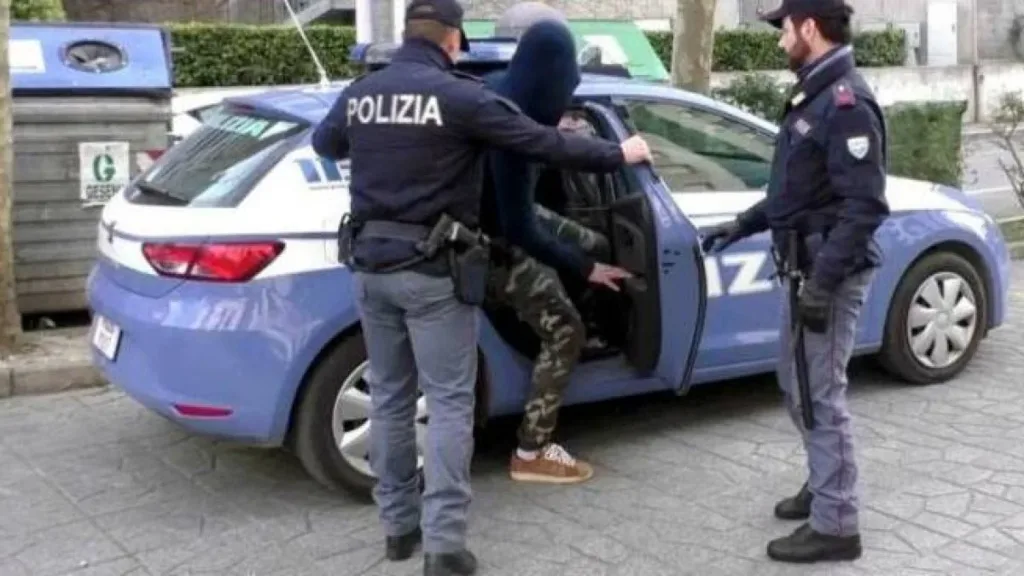 Da Napoli a Ovada tutti i segreti del sistema illecito dei permessi di soggiorno coinvolti avvocati e polizziotti insieme ad agenzia di servizi per stranieri ed agenzia immobiliare