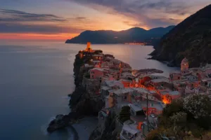 Tramonto e l'isola viaggiare in Italia ed Europa con il permesso di soggiorno ed in sicurezza