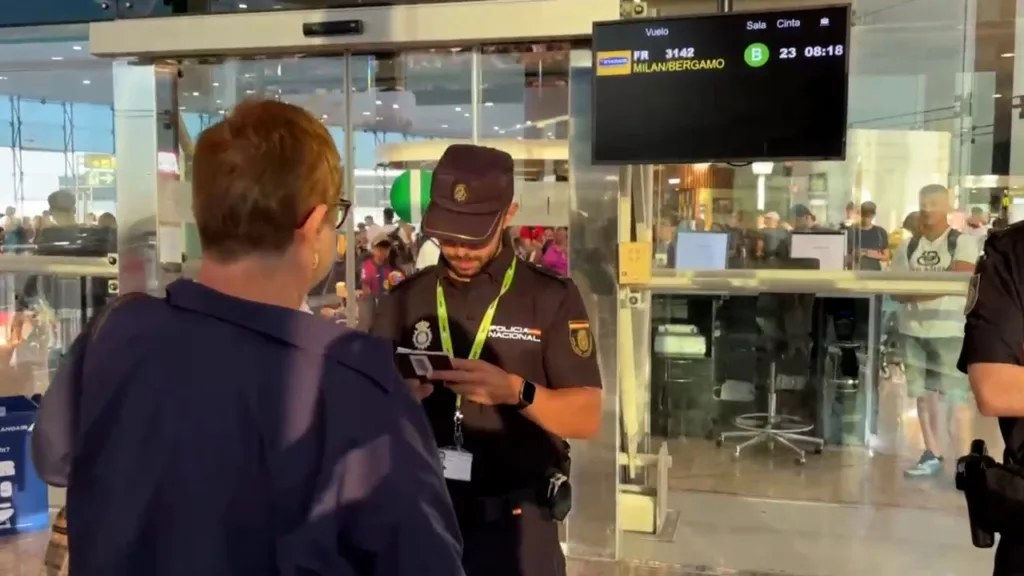 Controlli in Spagna ed a Madrid in seguito allo stop alla libera circolazione o Schengen